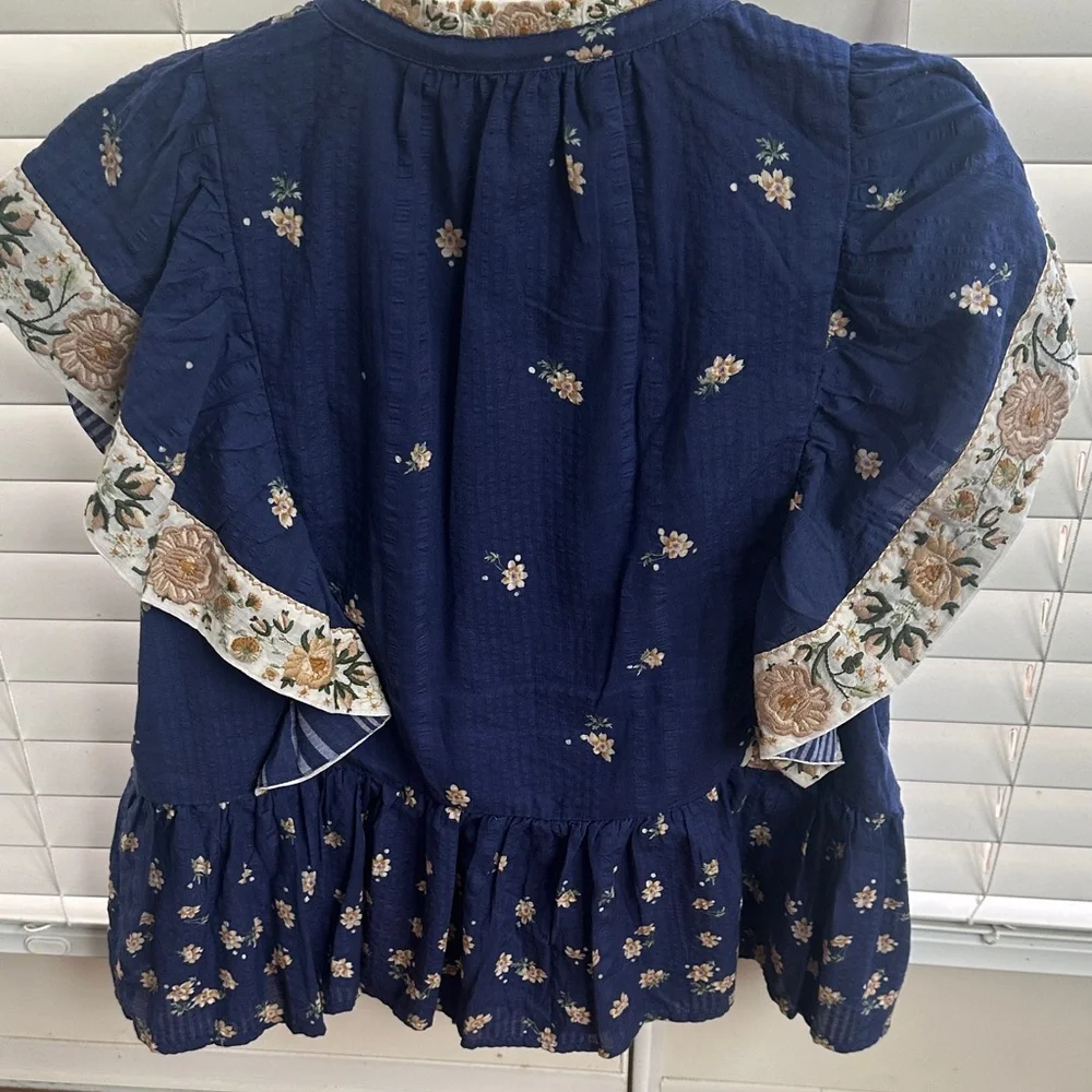 Sea Navy Floral blouse from Tuckernuck. - Picture 3 of 3